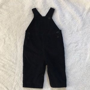 Carter’s 9 month overalls